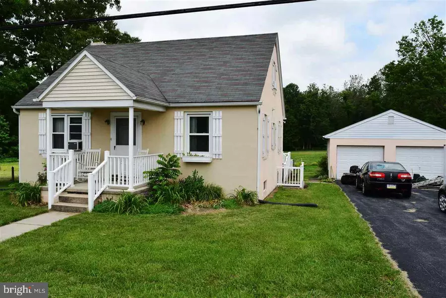 1295 COLEBROOK RD, Middletown, PA 17057