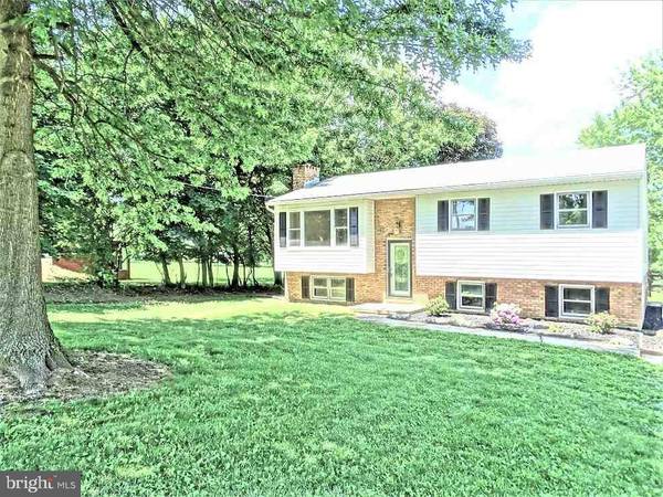 Steelton, PA 17113,951 ORCHARD DR