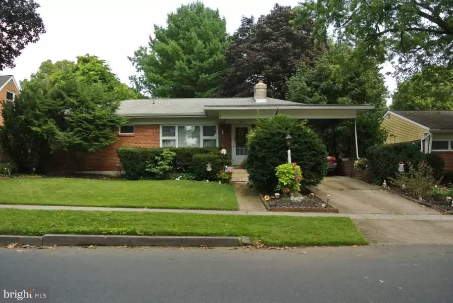 39 OAK AVE, Camp Hill, PA 17011