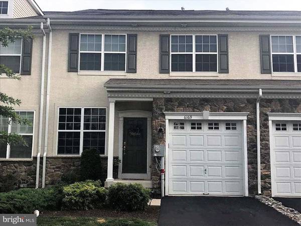 6169 VALLEY FORGE DR, Coopersburg, PA 18036