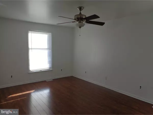 Gibbstown, NJ 08027,759 E BROAD ST