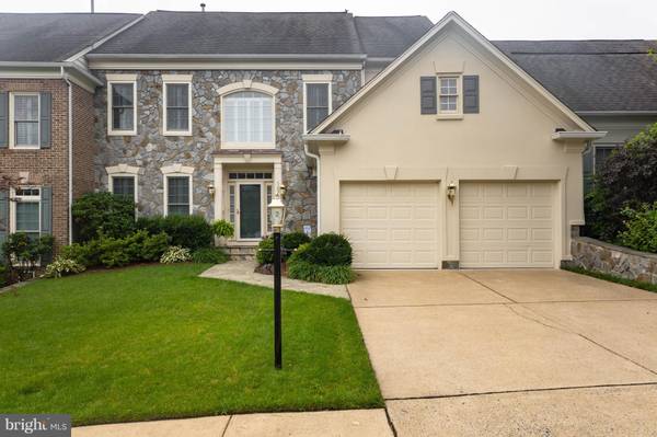 5256 WINTER VIEW DR, Alexandria, VA 22312