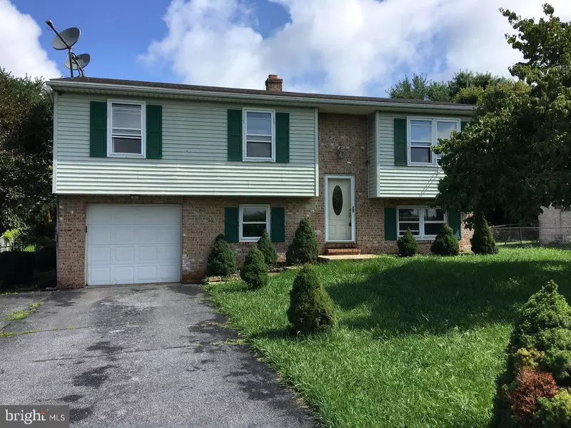 1312 BIRCH RD, Lebanon, PA 17042