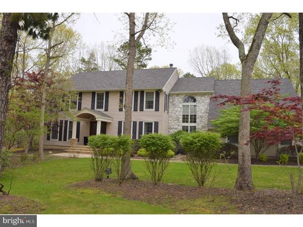 20 FOX HILL DR, Southampton, NJ 08088