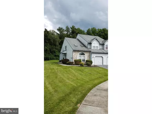 Sinking Spring, PA 19608,1424 HILLPOINT CIR