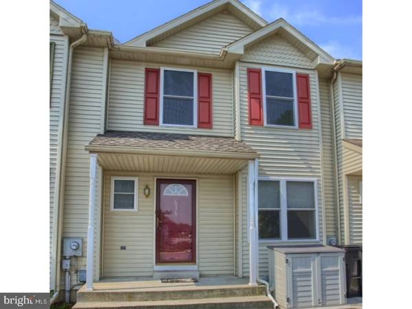 636 WALNUT TREE DR, Blandon, PA 19510