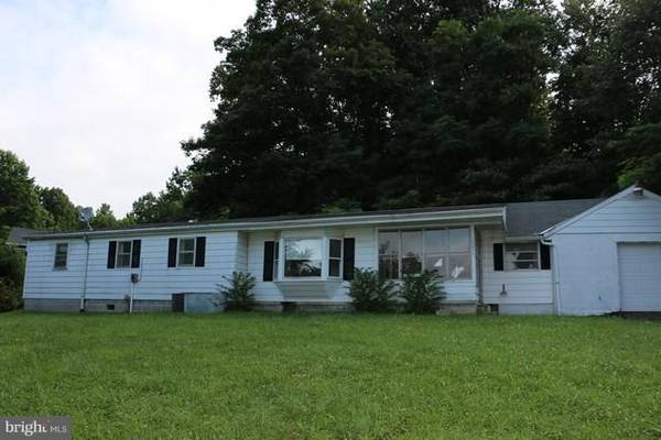 12055 HESS AVE, Waynesboro, PA 17268