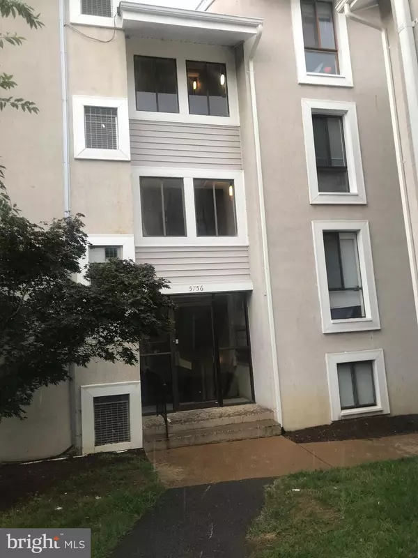 5756-F VILLAGE GREEN DR #F, Alexandria, VA 22309