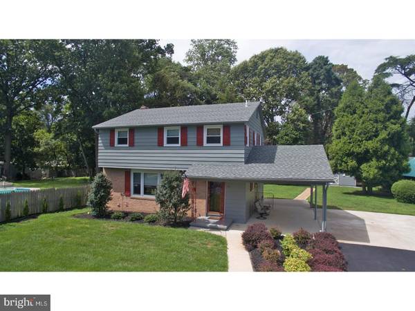 10 GLAMAR DR, Upper Deerfield, NJ 08302