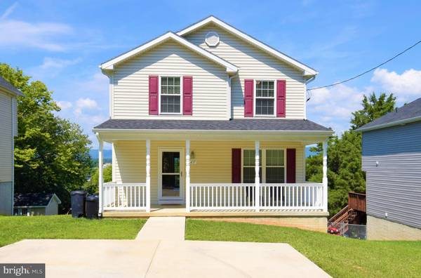 437 STONEWALL ST, Strasburg, VA 22657