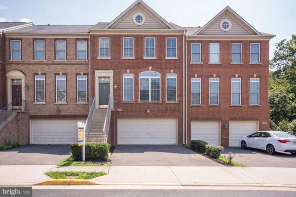 5366 BLUE ASTER CIR, Centreville, VA 20120