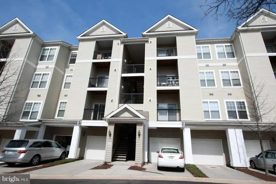 5109 TRAVIS EDWARD WAY #I, Centreville, VA 20120