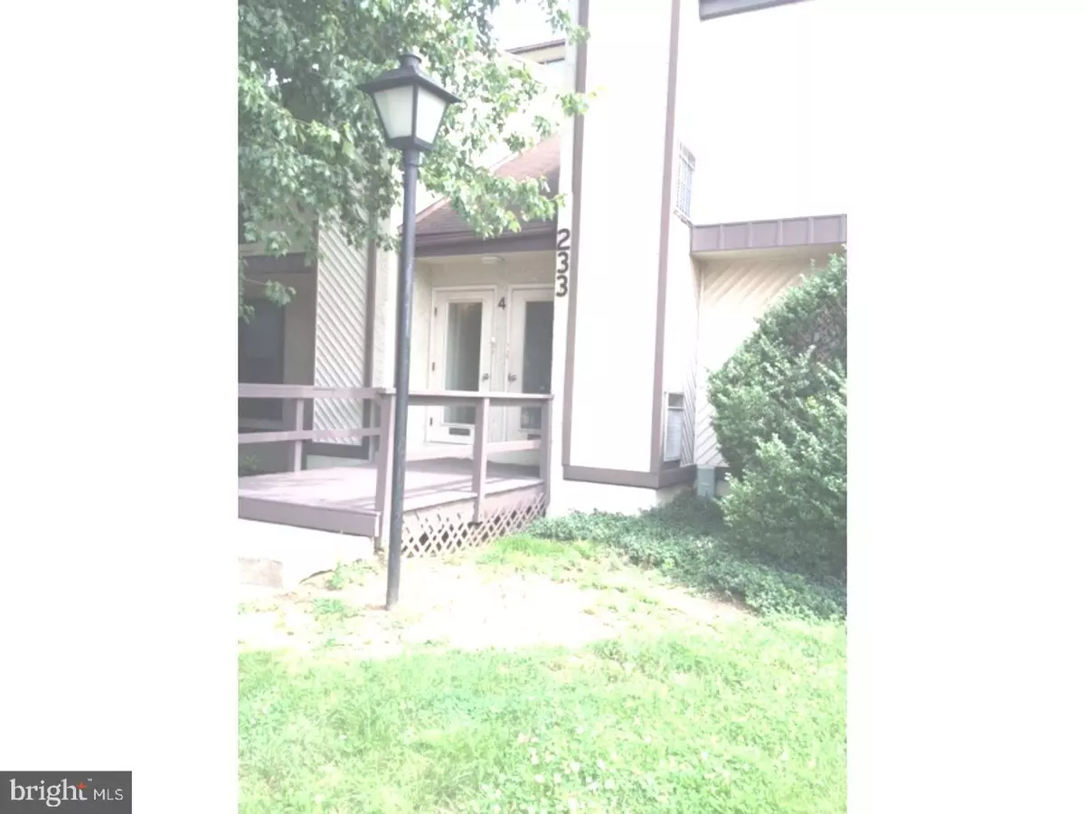 Elkins Park, PA 19027,233 TOWNSHIP LINE RD #4B