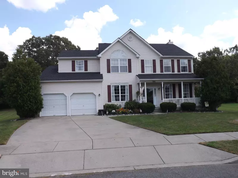 955 HONEYSUCKLE CT, Williamstown, NJ 08094