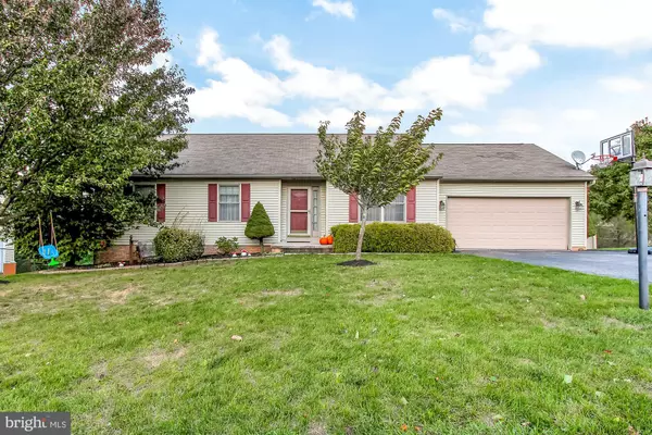 170 CHARLES DR, Windsor, PA 17366