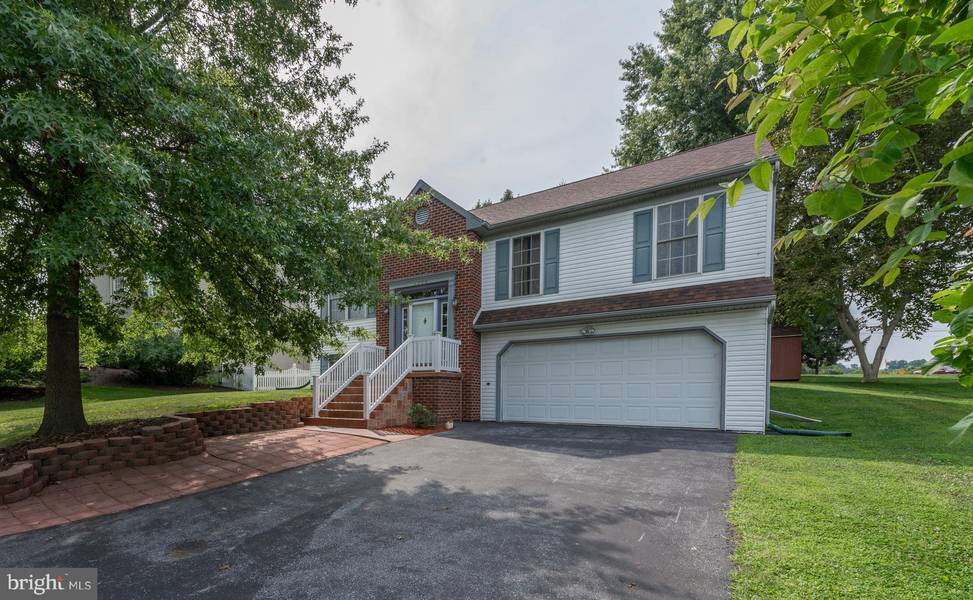 3968 BIRCHWOOD LN, Columbia, PA 17512