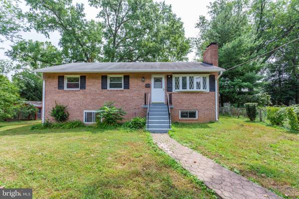 126 W MARSHALL ST, Falls Church, VA 22046