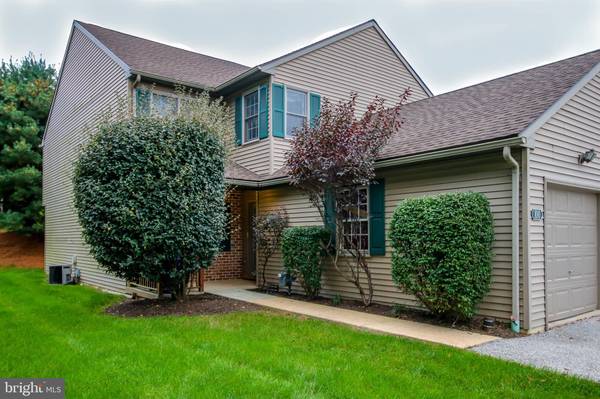 100 OAK XING, Dallastown, PA 17313