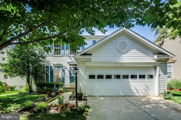 7044 GARDEN WALK, Columbia, MD 21044