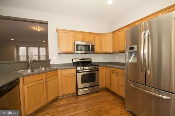 Elkridge, MD 21075,7701 SPREADING OAK LN #126