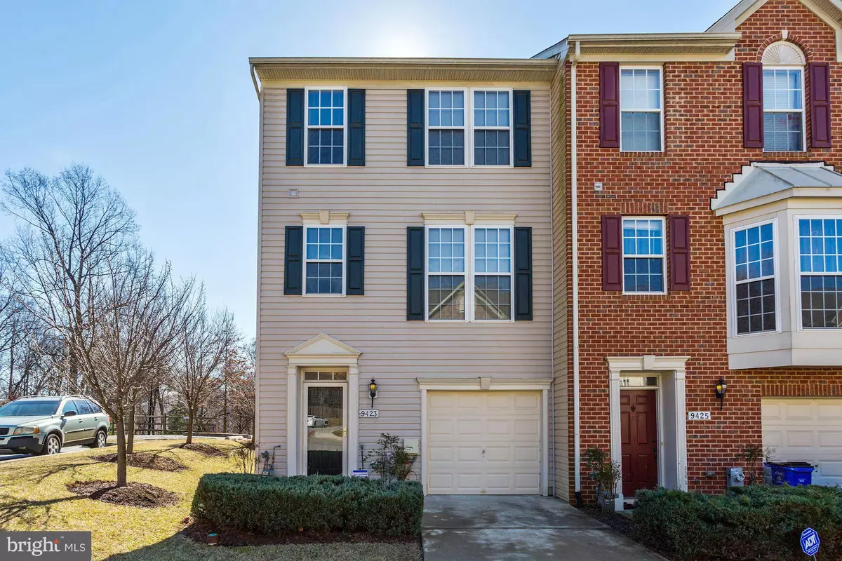 Columbia, MD 21046,9423 BIRDHOUSE CIR #25