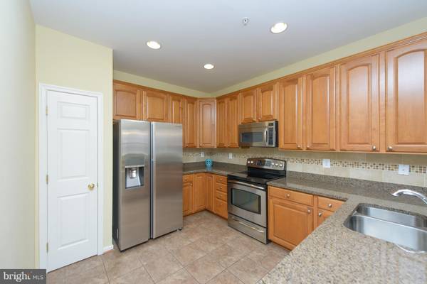 Elkridge, MD 21075,7120 SILVERLEAF OAK RD #228