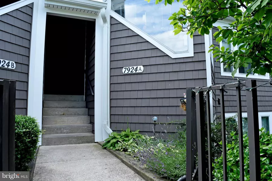 7924 MAYFAIR CIR #A, Ellicott City, MD 21043