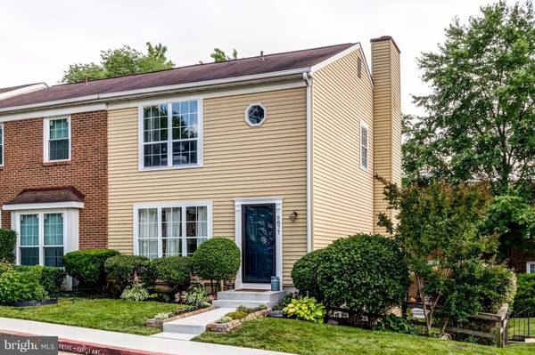 5877 ROWANBERRY DR #B36, Elkridge, MD 21075