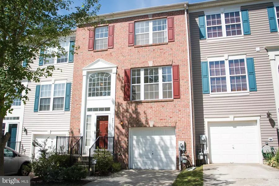 8801 STONEHOUSE DR, Ellicott City, MD 21043