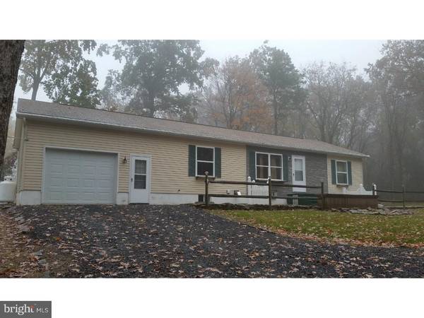 54 SHADBLUE DR, Jim Thorpe, PA 18229