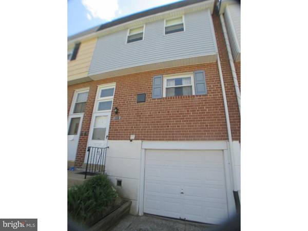 3541 SUSSEX LN, Philadelphia, PA 19114