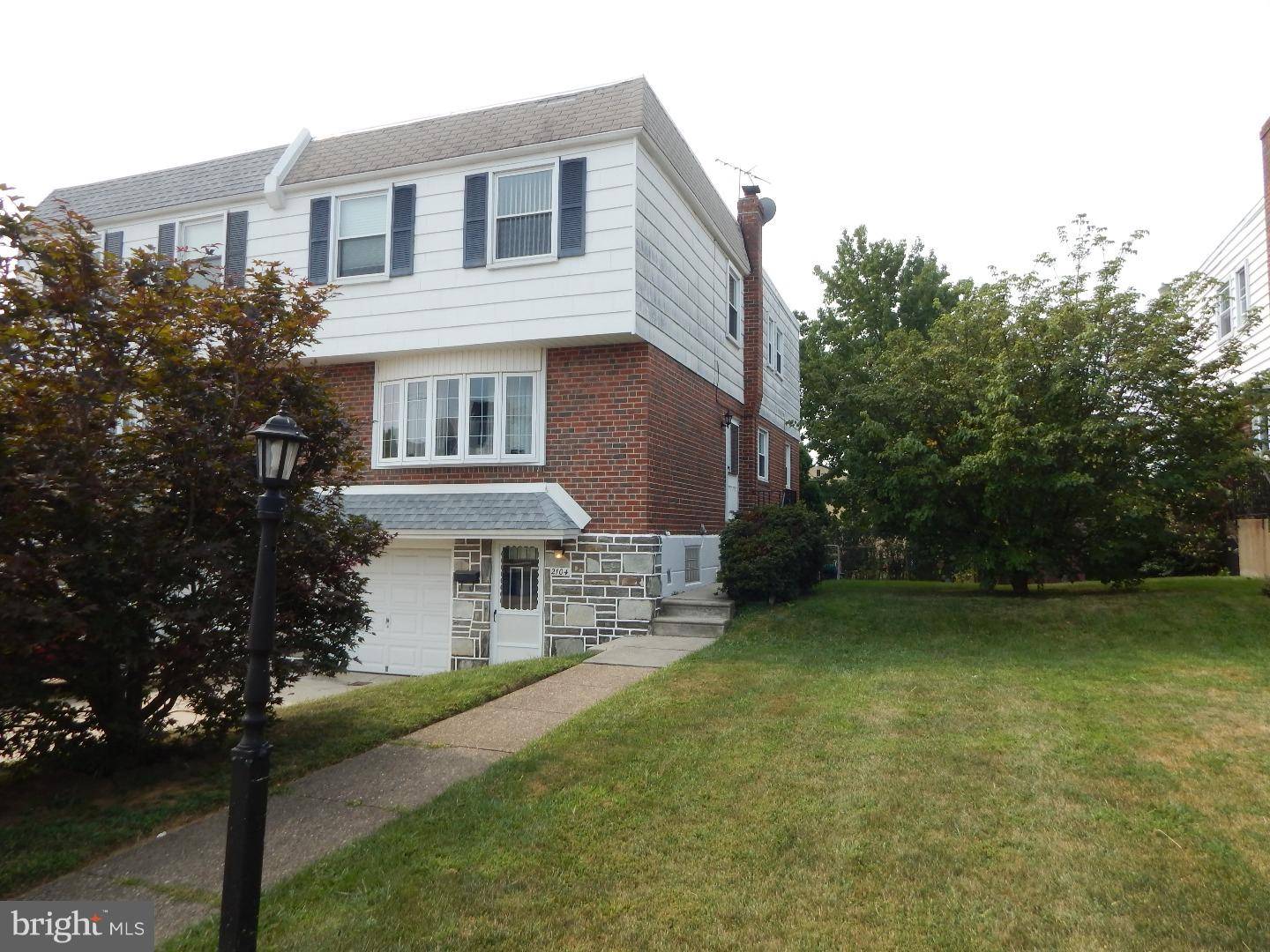 Philadelphia, PA 19115,2104 BERWYN ST
