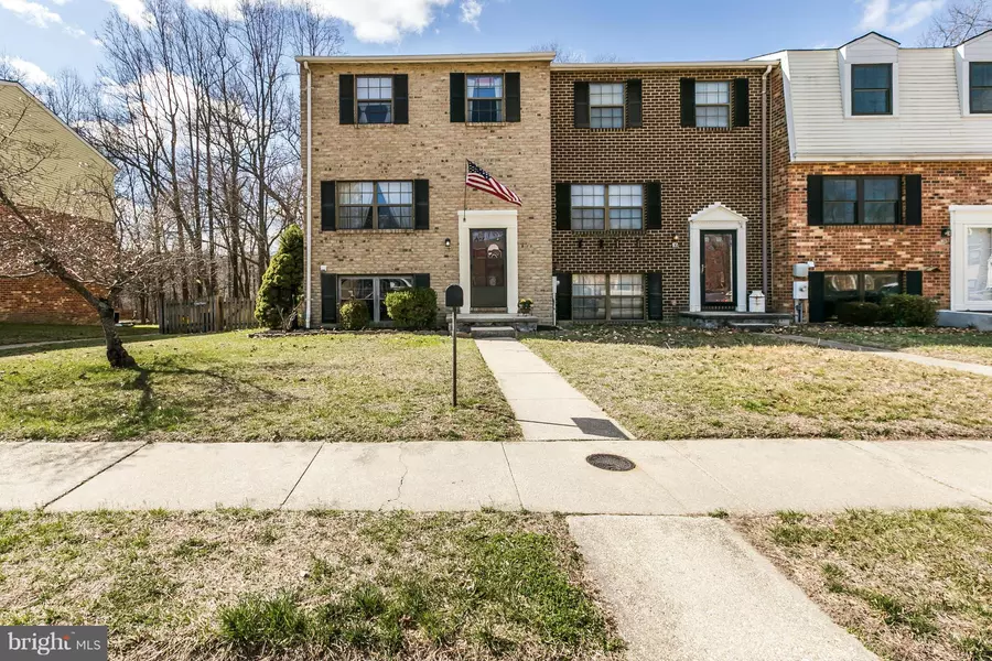 18 GOLDEN HILL CT, Catonsville, MD 21228