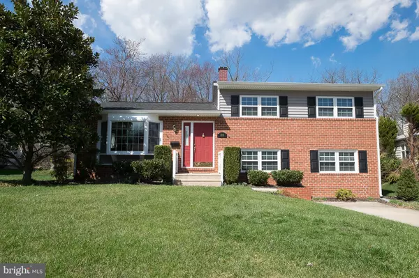 310 QUAKER RIDGE RD, Lutherville Timonium, MD 21093