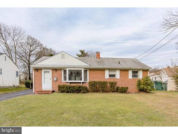 25 SHELBURNE DR, Ewing Twp, NJ 08638