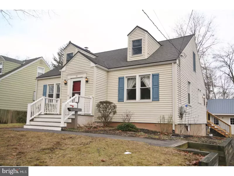 411 HALE ST, Pennington, NJ 08534