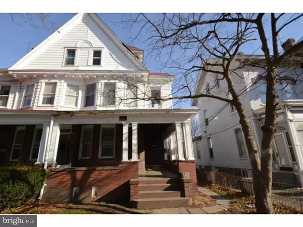 306 CHESTNUT AVE, Trenton, NJ 08609