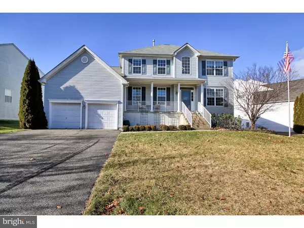 11 QUEENSBORO TER, East Windsor, NJ 08520