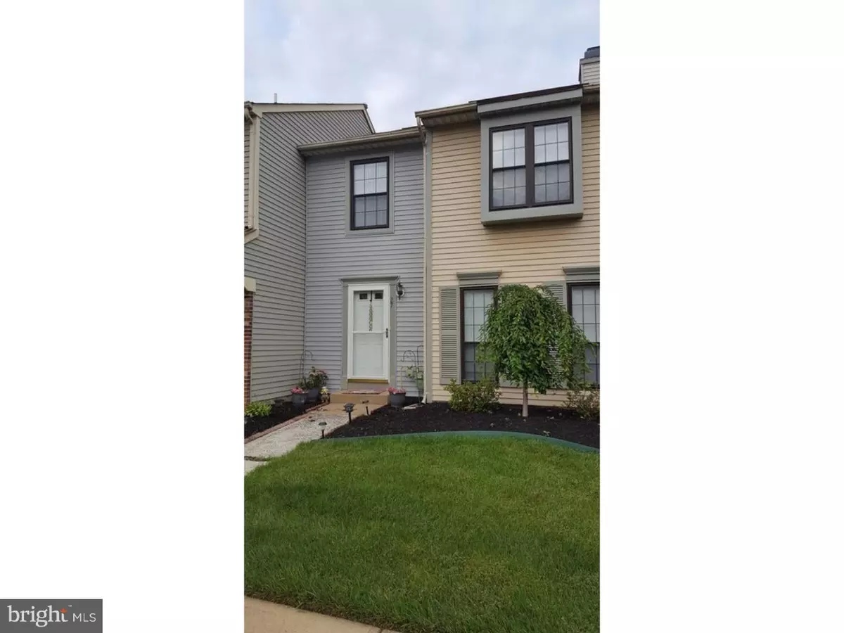 Robbinsville, NJ 08691,27 KETTERING CT