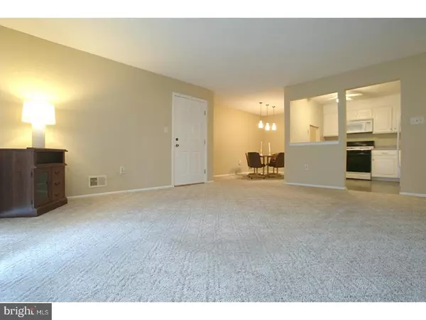 Hamilton, NJ 08619,26 JUNIPER WAY