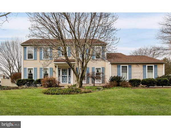 25 TRACEY DR, Lawrence, NJ 08648