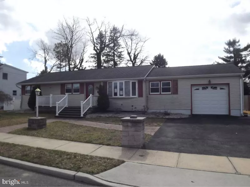 52 MACON DR, Hamilton, NJ 08619