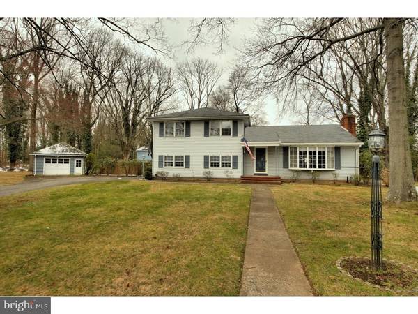 11 BOXWOOD CT, Ewing, NJ 08628