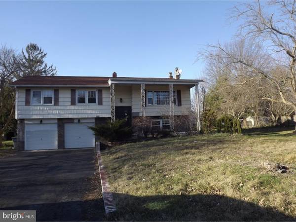 35 WINDSWEPT DR, Robbinsville, NJ 08690