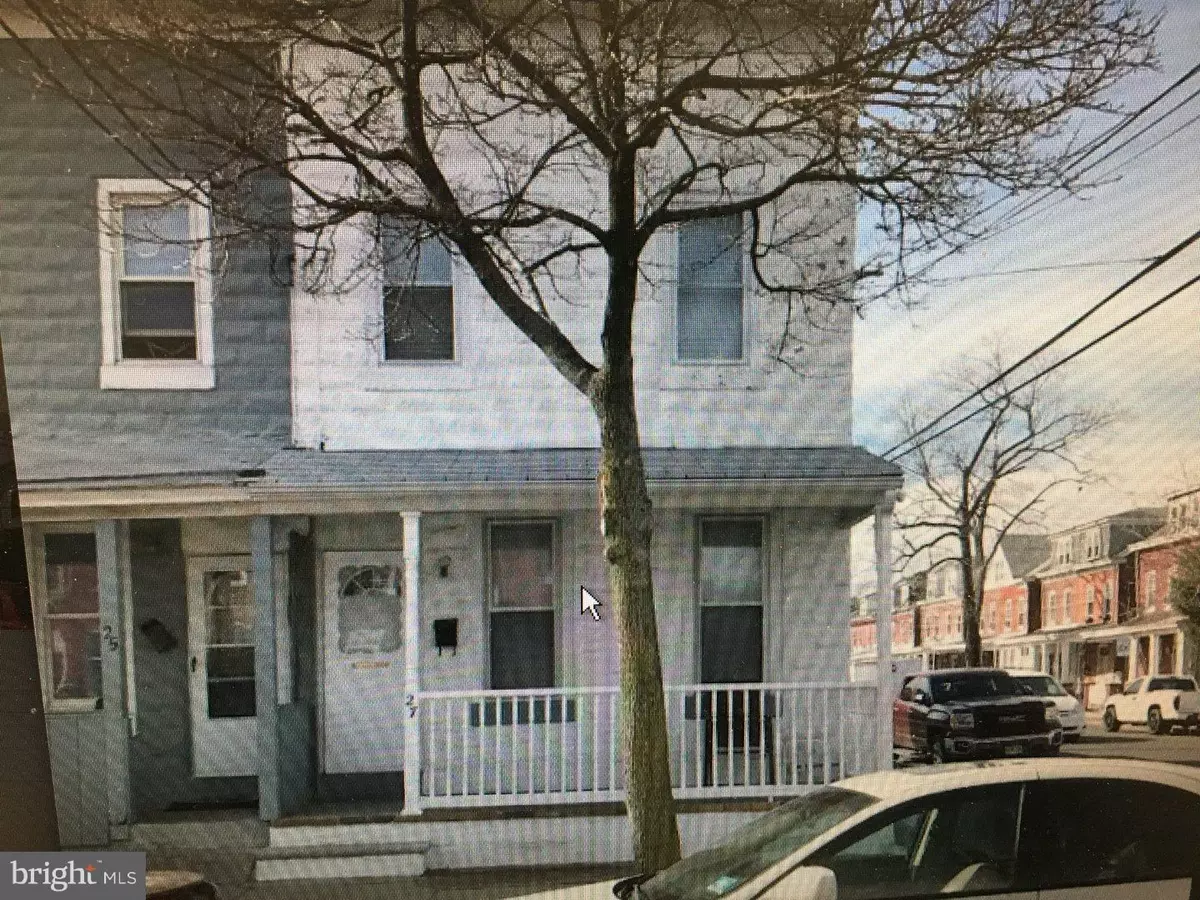 Hamilton, NJ 08610,27 LILY ST