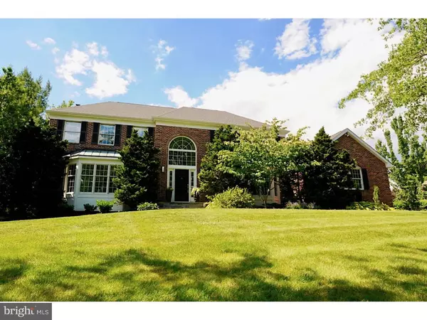 8 DEAN CT, Princeton Junction, NJ 08550