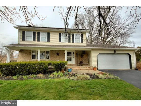 Hamilton Township, NJ 08619,4 LORI CT