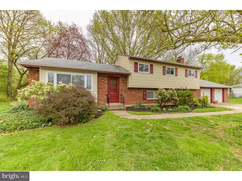 10 VAN GOGH CT, Ewing, NJ 08618