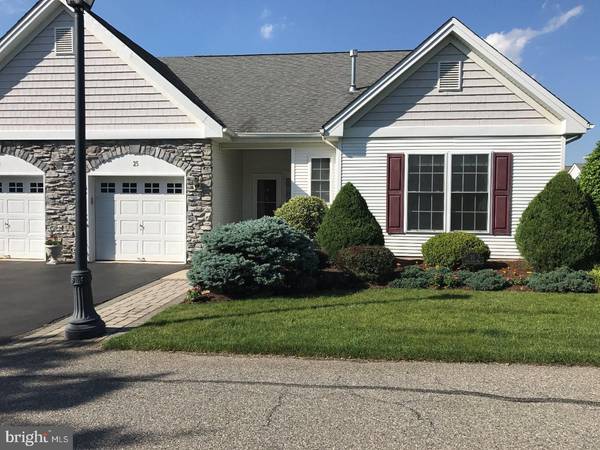 25 CHICKADEE WAY, Hamilton Square, NJ 08690