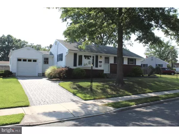 9 PHAETON DR, Hamilton, NJ 08690